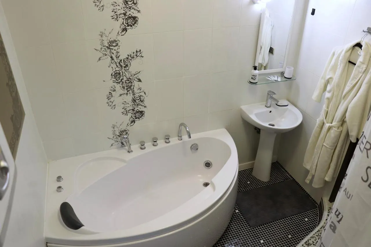 Bogdanov Yar Hotel Kiev