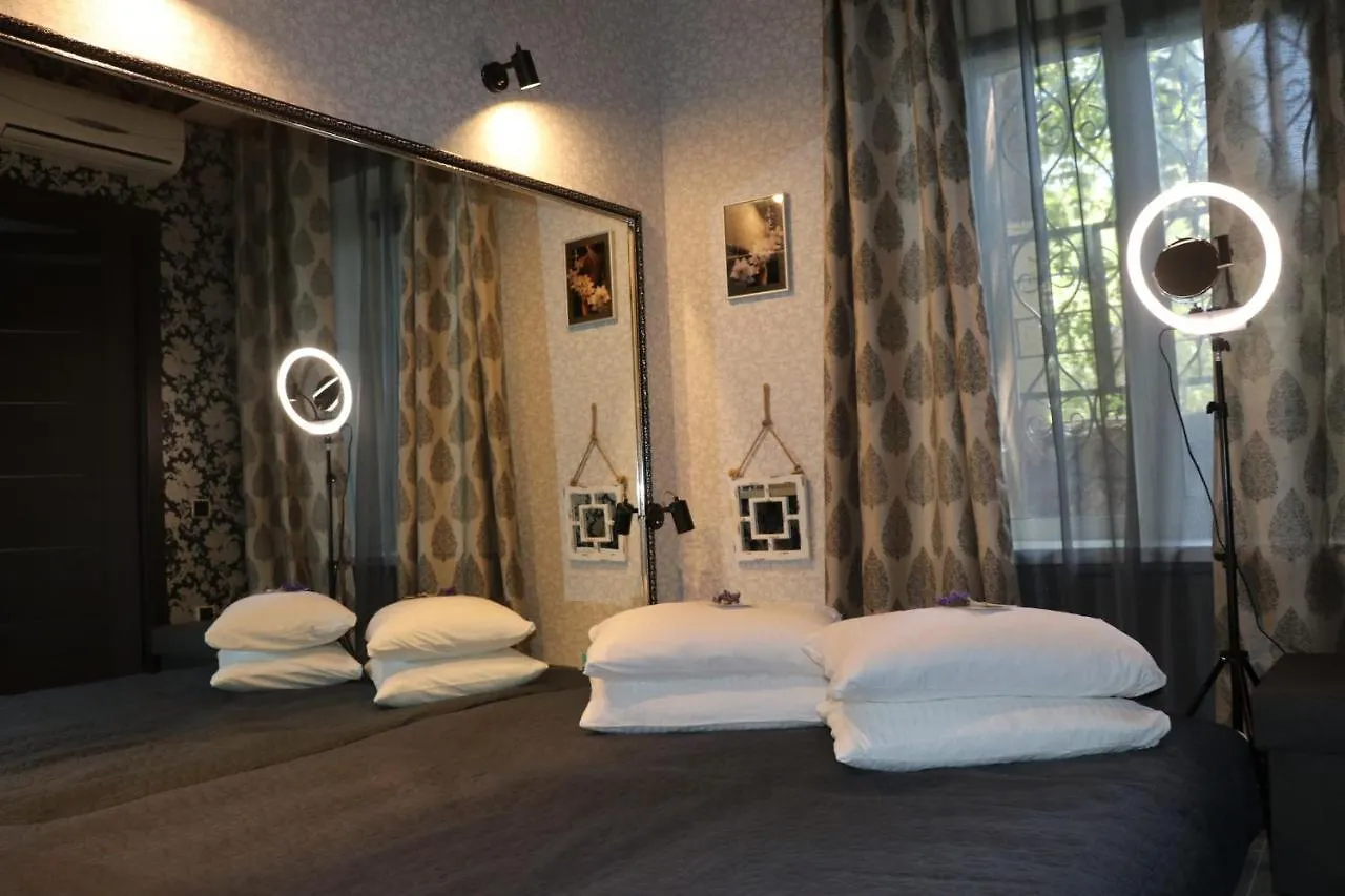 Bogdanov Yar Hotel 키예프 3*,  우크라이나